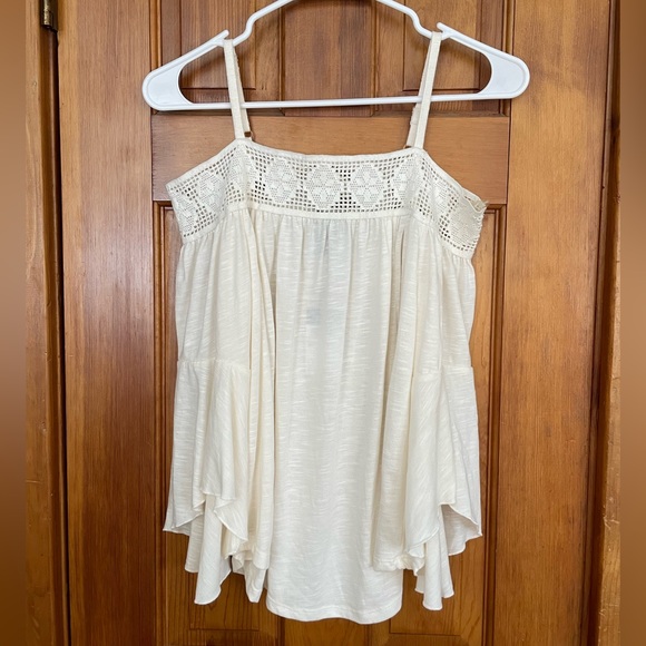 Off the shoulder top- NWT - Picture 5 of 5